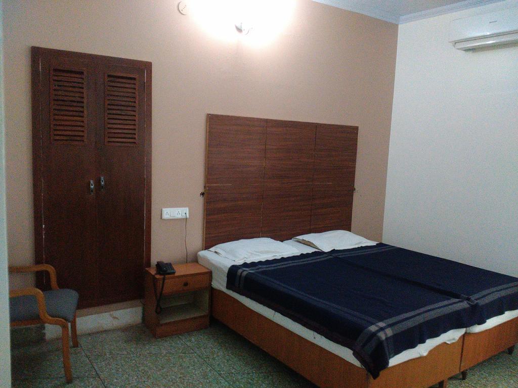 Hotel Ajaya Варанаси Номер фото